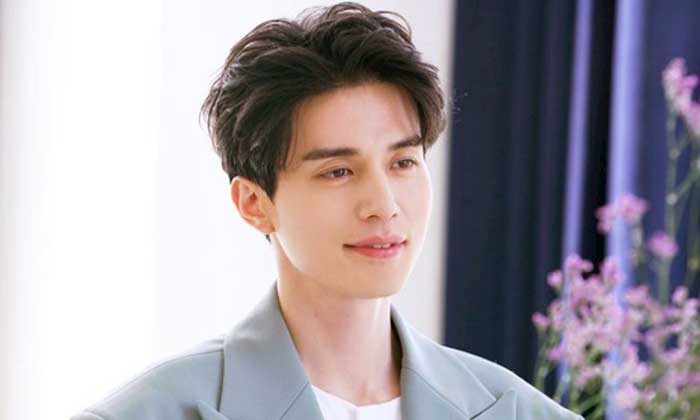 Profil Biodata Lee Dong Wook